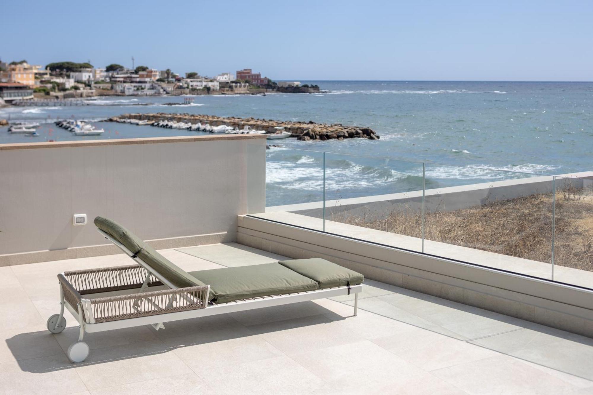 Le Suites Sul Mare Di Esterina Civitavecchia Eksteriør bilde