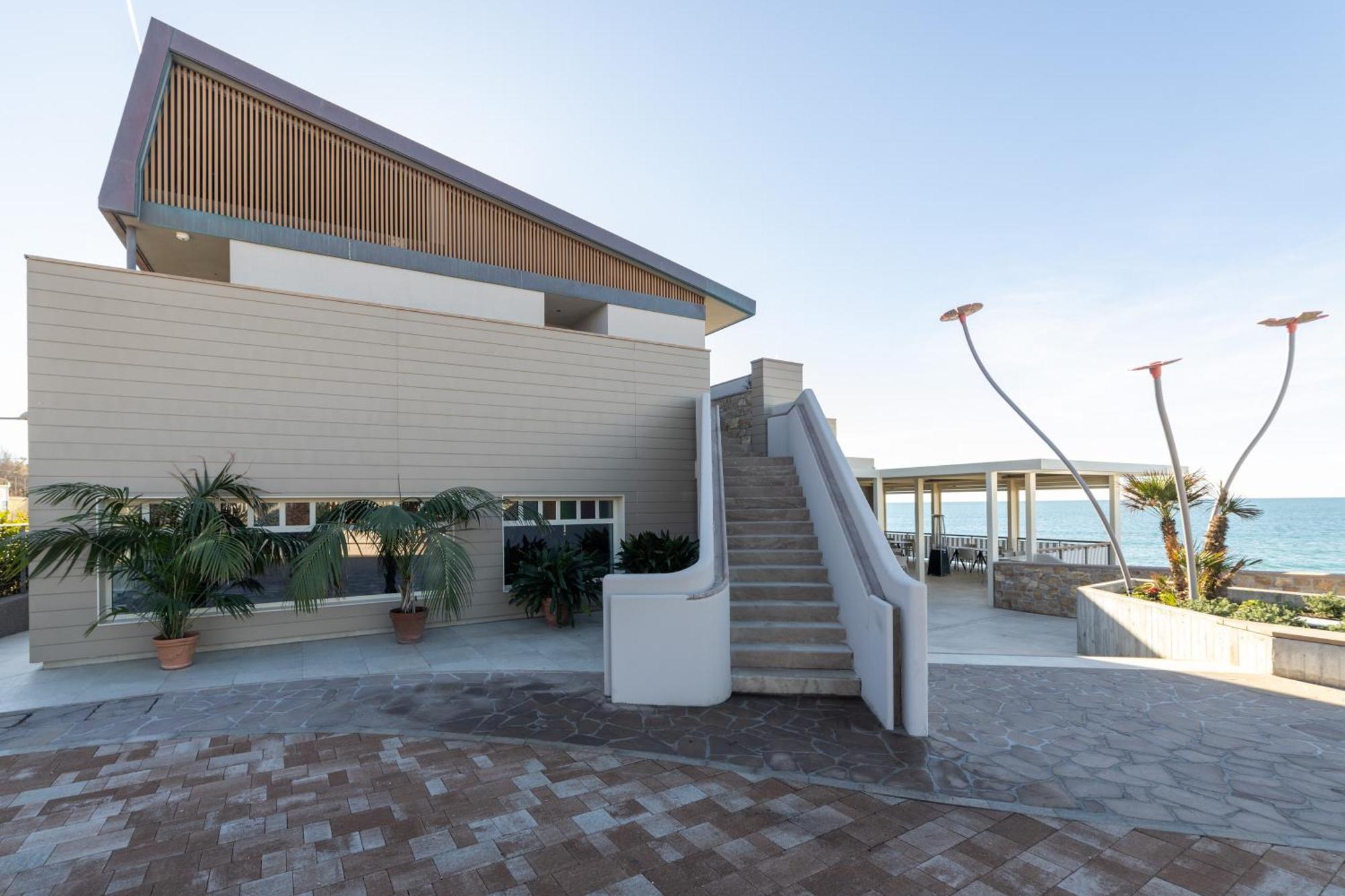 Le Suites Sul Mare Di Esterina Civitavecchia Eksteriør bilde